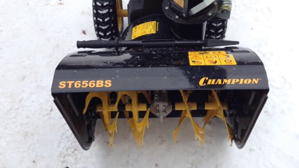 Купить Снегоуборщик CHAMPION ST656BS в Краснодаре фото5