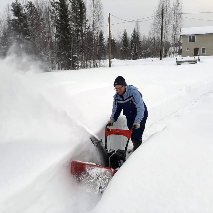 Купить Снегоуборщик DDE ST6560L в Москве фото6