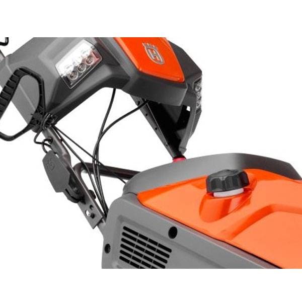 Купить Снегоуборщик HUSQVARNA ST 131 в Москве фото2