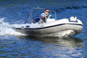 Купить Лодка РИБ STORMLINE LUXE 420 