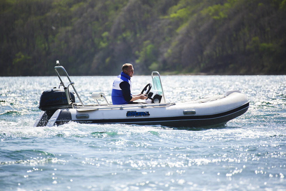 Купить Лодка РИБ STORMLINE STANDARD 400 в Москве фото4