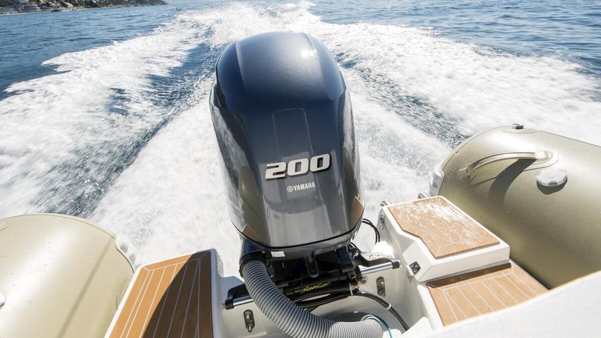 Купить 4х-тактный лодочный мотор YAMAHA F200FETX в Москве фото9