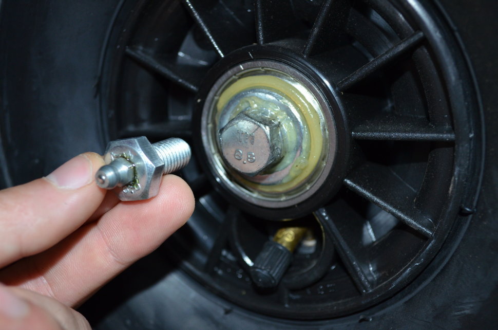 Купить Мотобуксировщик KOIRA T15 ER PRO электростартер, реверс редуктор - задний ход в Москве фото17