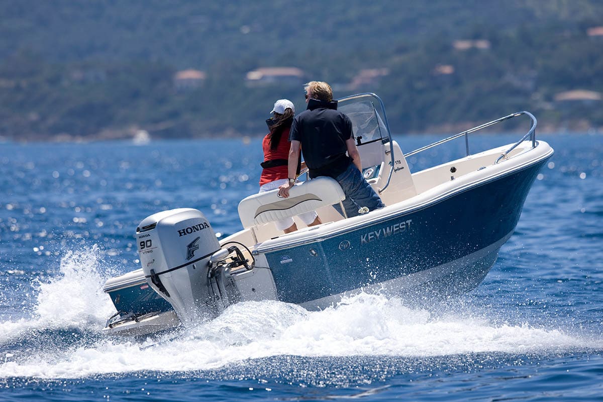 Купить 4х-тактный лодочный мотор HONDA BF 90 DK4 LRTU в Москве фото5