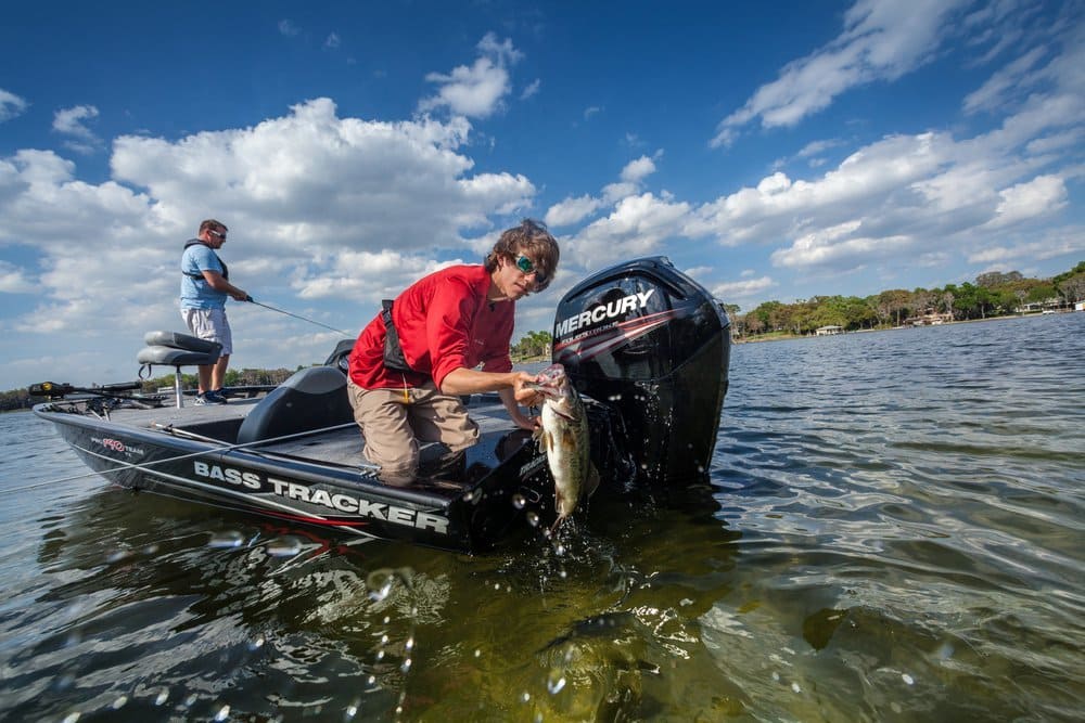 Купить 4х-тактный лодочный мотор MERCURY F 100 EXLPT EFI в Москве фото5