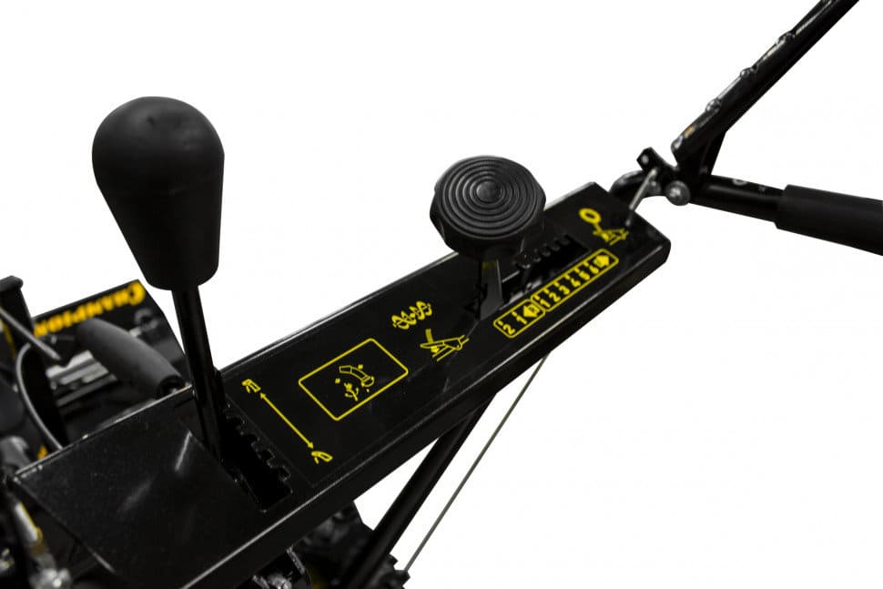 Купить Снегоуборщик CHAMPION ST655 в Москве фото3