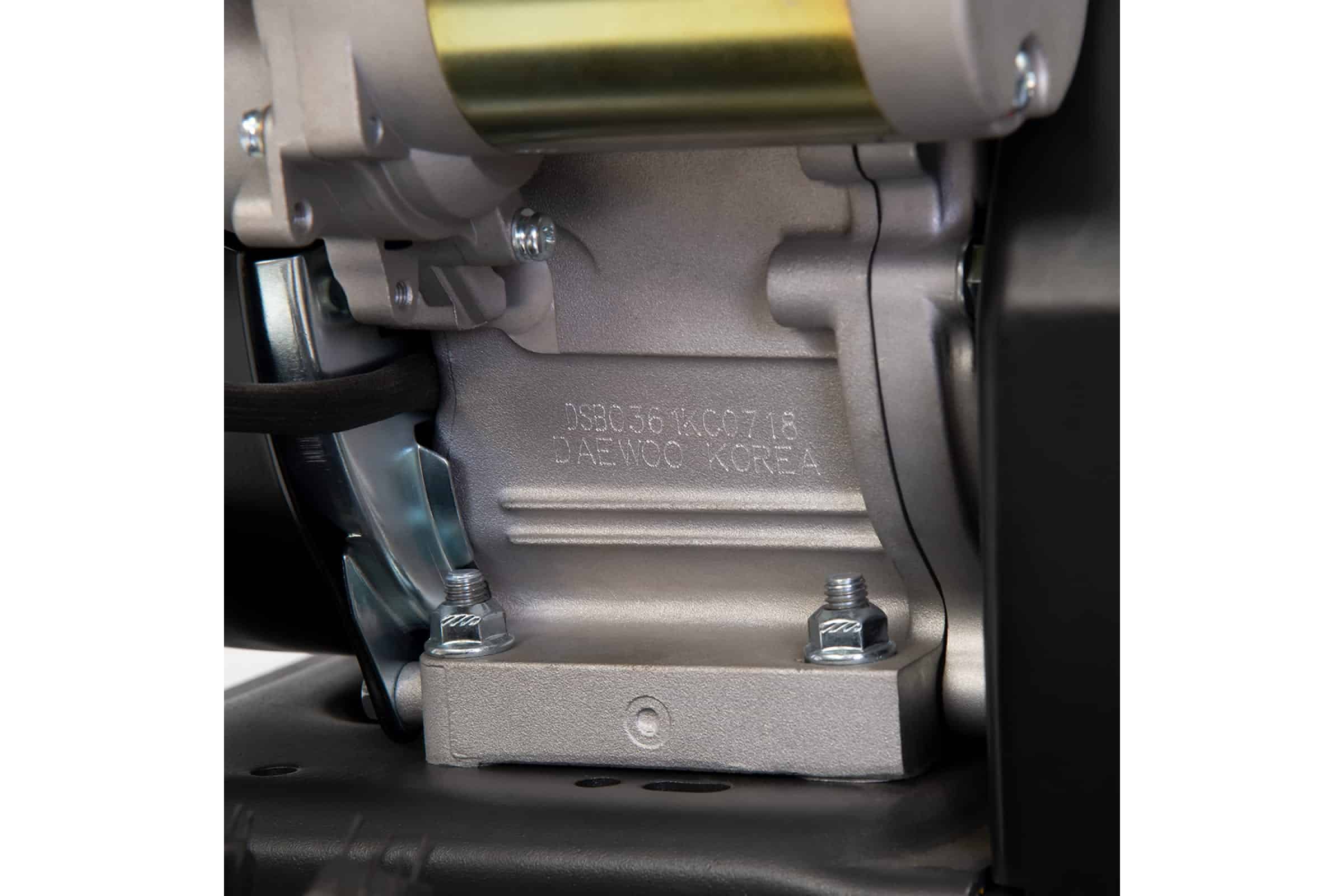 Купить Снегоуборщик DAEWOO DAST 8065 в Москве фото7