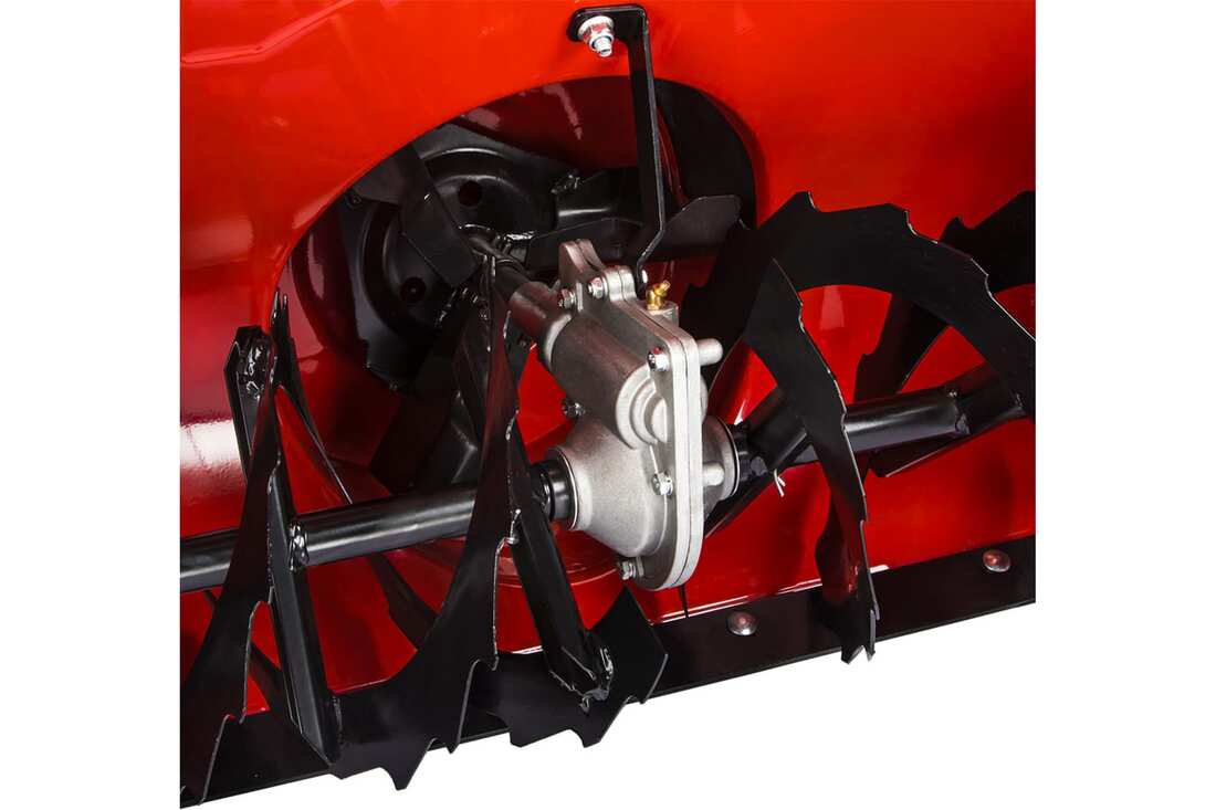 Купить Снегоуборщик DDE ST7066E в Москве фото11