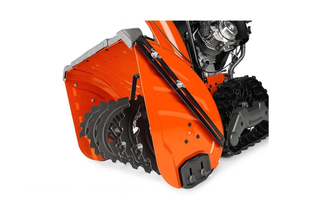 Купить Снегоуборщик HUSQVARNA ST 330PT в Москве фото4