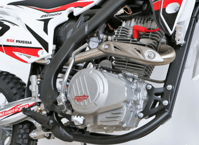 Купить Мотоцикл кроссовый эндуро BSE Z4 Red 66 2023 Б/У в Москве фото4