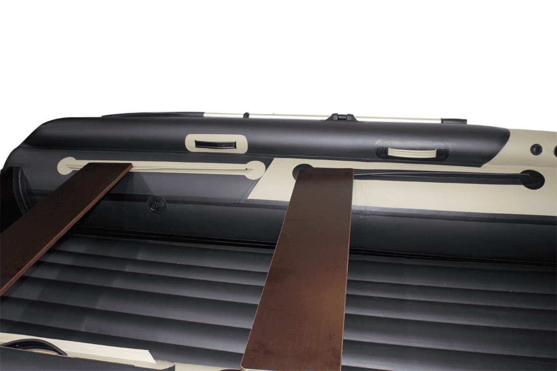 Купить Лодка ПВХ REEF Тритон 370 S-MAX с интегрированным фальшбортом в Москве фото5