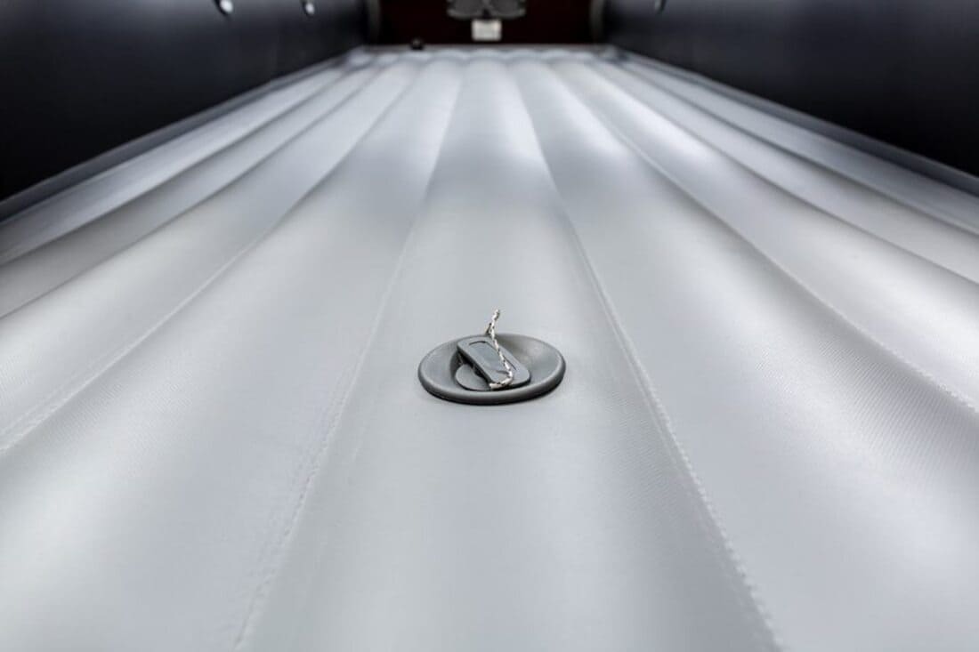 Купить Лодка ПВХ RIVERBOATS 390 НДНД в Москве фото9