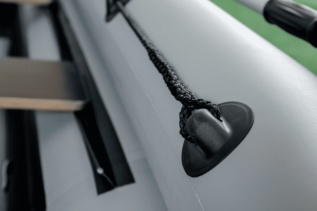 Купить Лодка ПВХ RIVERBOATS 390 НДНД с фальшбортом в Москве фото6