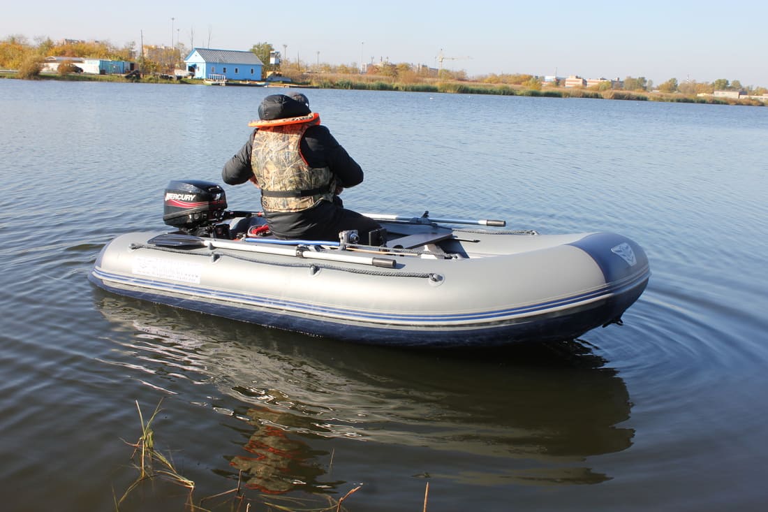 Купить Лодка ПВХ ФЛАГМАН 330 U в Москве фото12