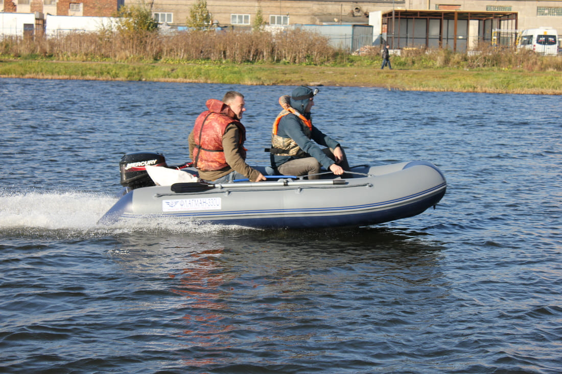 Купить Лодка ПВХ ФЛАГМАН 330 U в Москве фото15