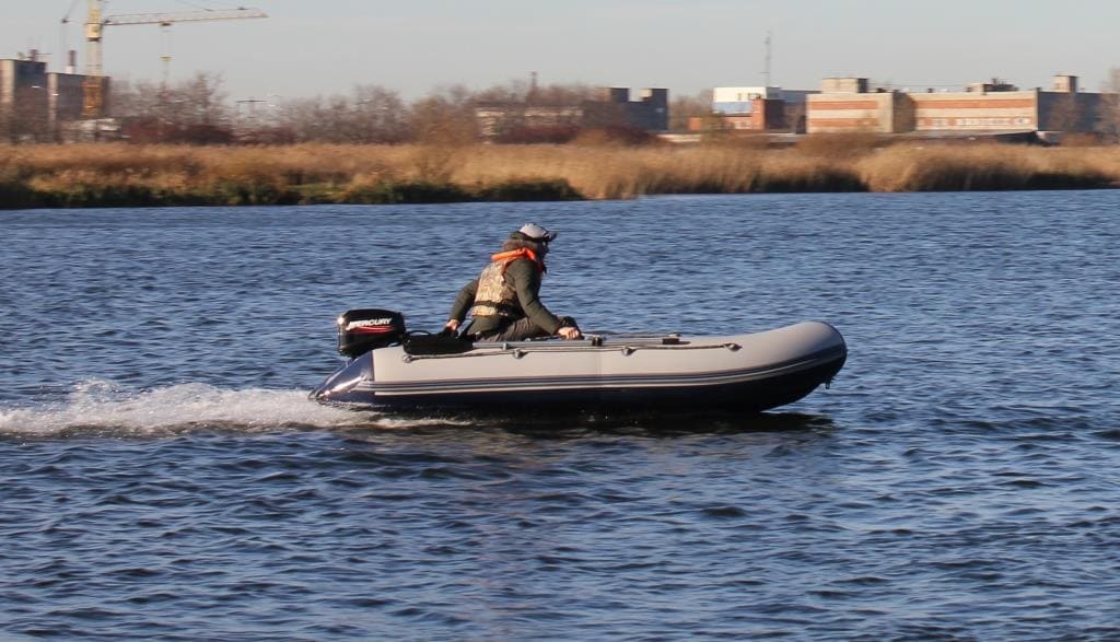 Купить Лодка ПВХ ФЛАГМАН 360 U в Москве фото10