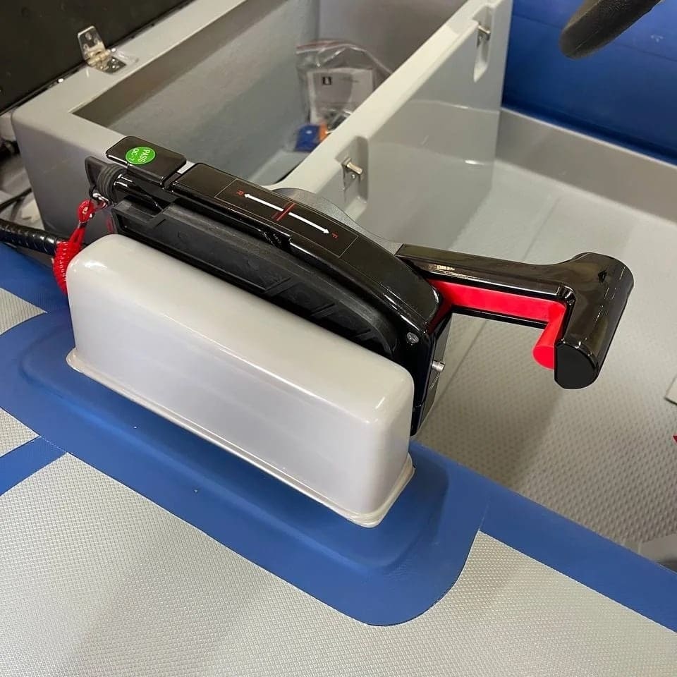 Купить Лодка РИБ НАВИГАТОР 400R PRO в Москве фото17