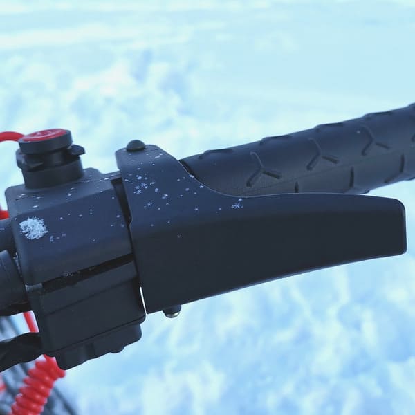 Купить Снегоход IRBIS SF200L в Москве фото12