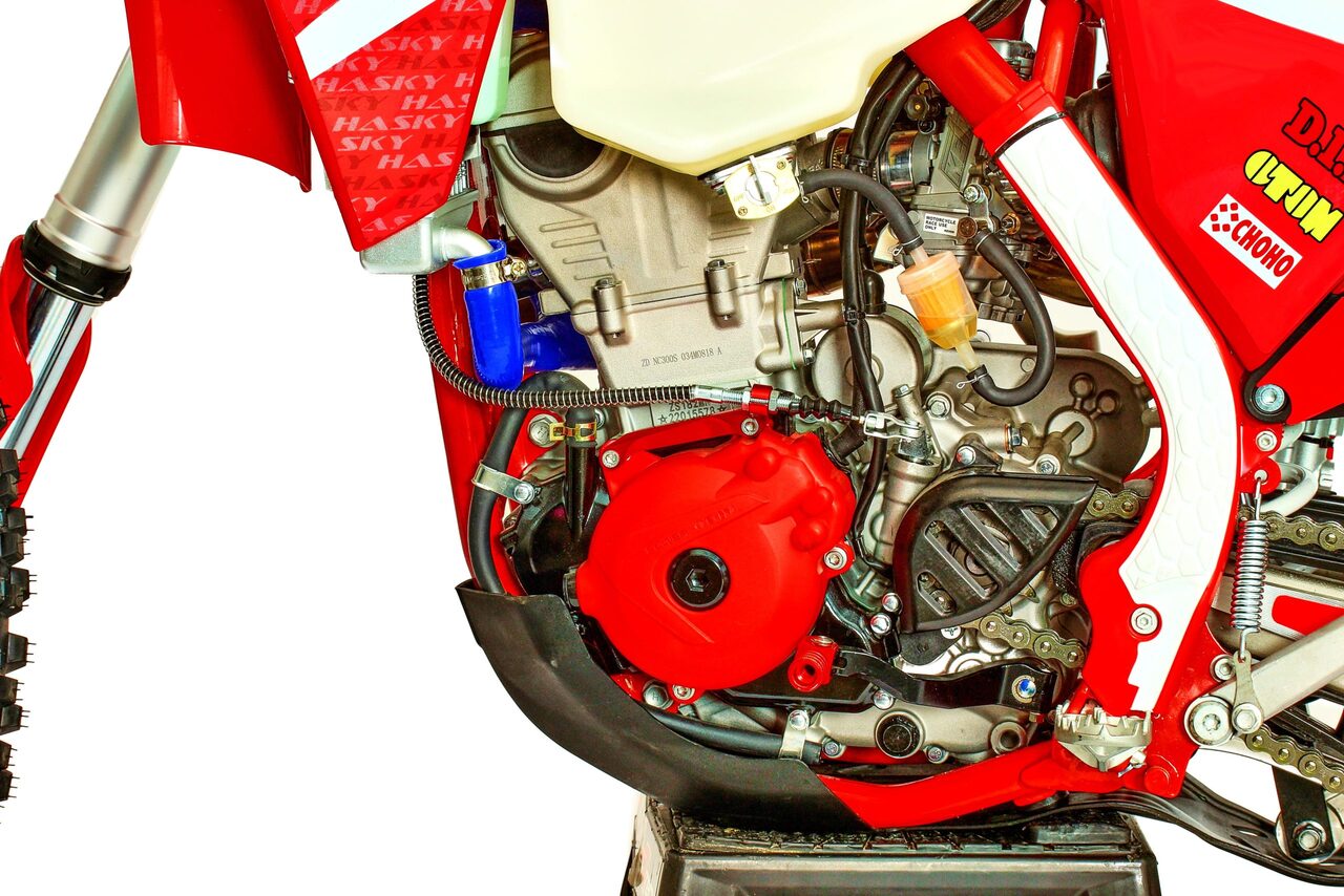 Купить Мотоцикл кроссовый эндуро HASKY F7 GAS 300 в Москве фото9