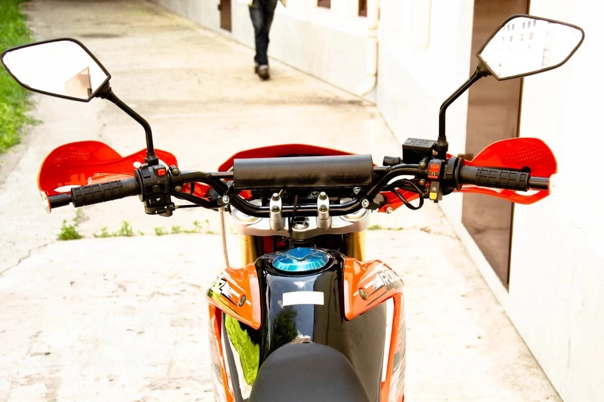 Купить Мотоцикл кроссовый эндуро ROLIZ Sport-005 в Москве фото7