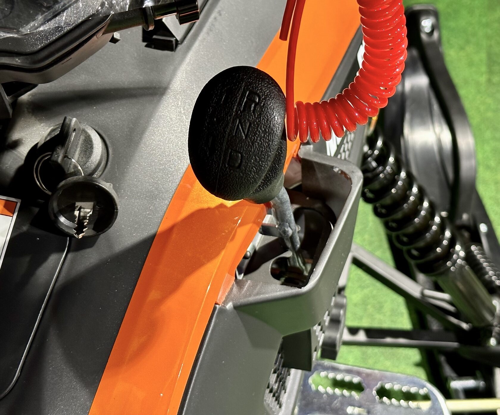 Купить Снегоход MOTOLAND Snowfox 200 в Москве фото7