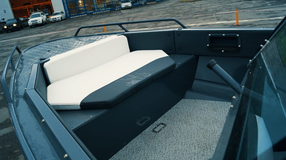 Купить Катер-лодка алюминиевая БЕРКУТ L-Arctica в Москве фото6