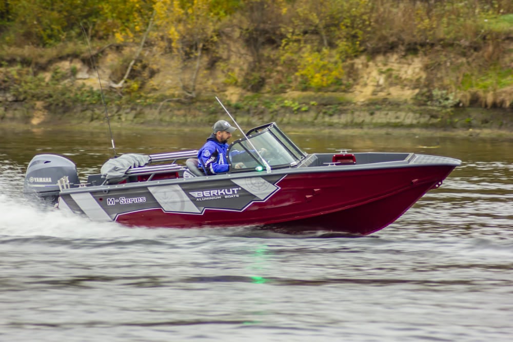 Купить Катер-лодка алюминиевая БЕРКУТ M-Fisher в Москве фото7