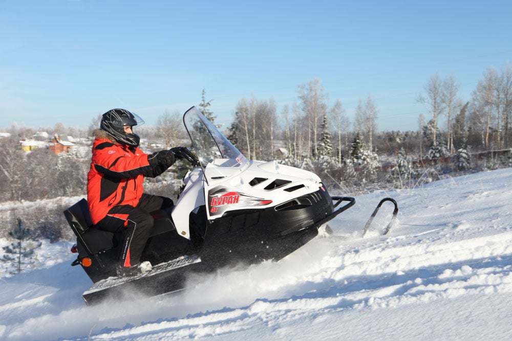 Купить Снегоход РУССКАЯ МЕХАНИКА Буран 4Т в Москве фото2