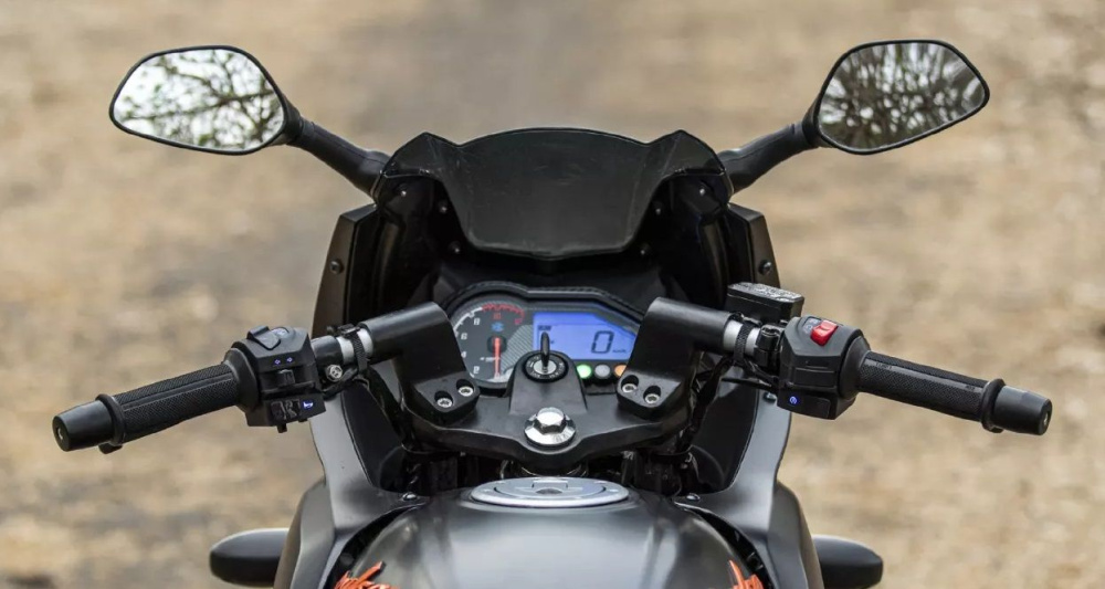 Купить Мотоцикл BAJAJ Pulsar 180 в Краснодаре фото7