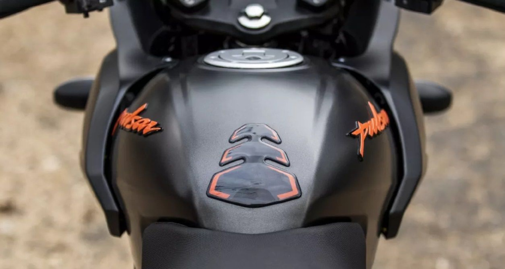 Купить Мотоцикл BAJAJ Pulsar 180 в Краснодаре фото8