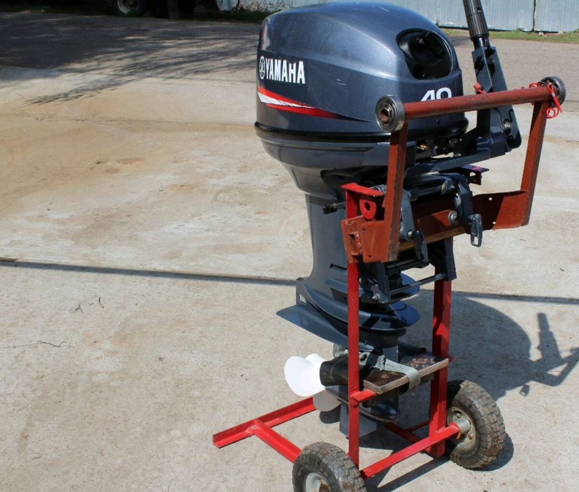 Купить 2х-тактный лодочный мотор YAMAHA 40XMHS Б/У в Москве фото4