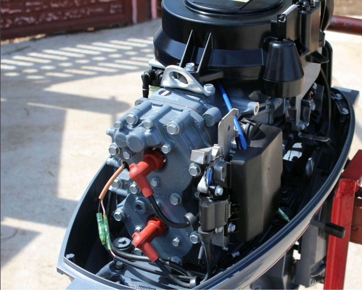 Купить 2х-тактный лодочный мотор YAMAHA 40XMHS Б/У в Москве фото3