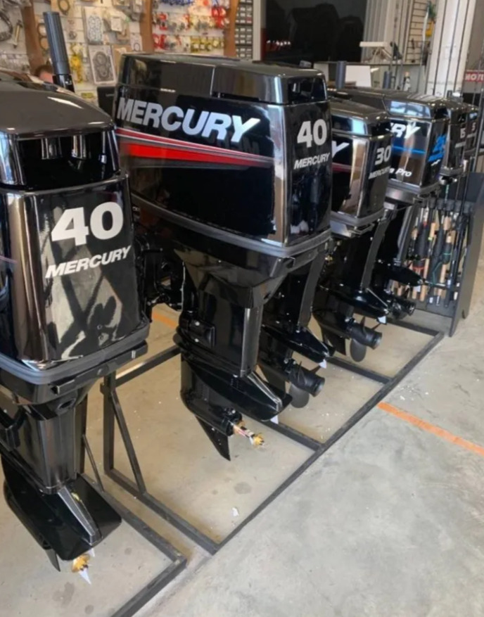Купить 2х-тактный лодочный мотор MERCURY 40 MH 697CC Б/У в Красноярске фото3