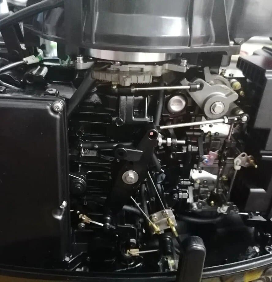 Купить 2х-тактный лодочный мотор MERCURY 40 MH 697CC Б/У в Москве фото2