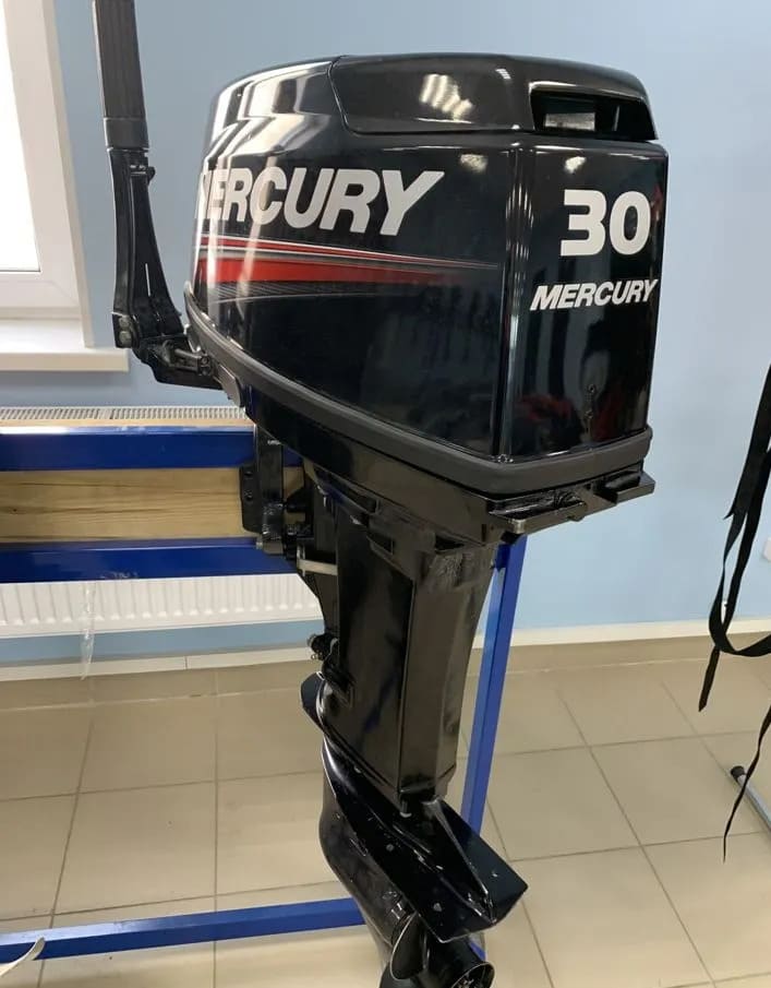 Купить 2х-тактный лодочный мотор MERCURY ME 30 E Б/У в Москве
