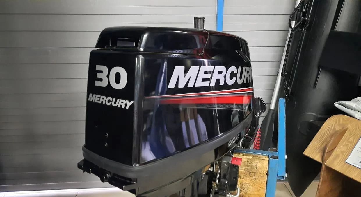 Купить 2х-тактный лодочный мотор MERCURY ME 30 E Б/У в Москве фото2