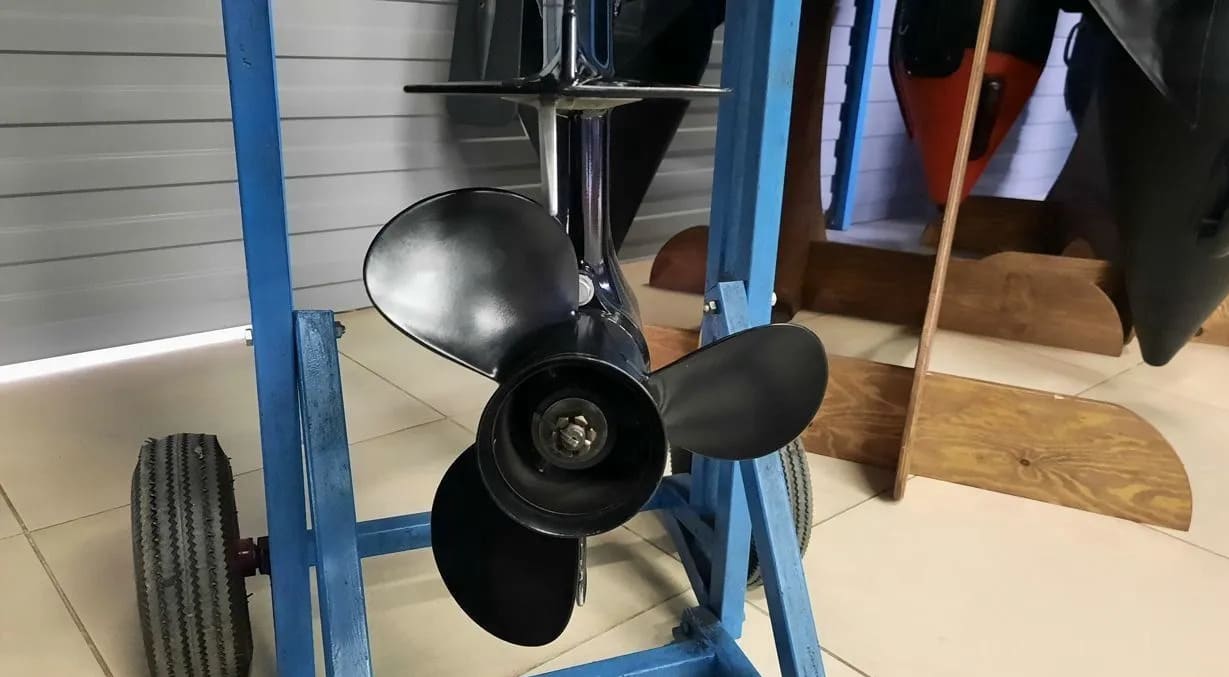 Купить 2х-тактный лодочный мотор MERCURY ME 30 E Б/У в Москве фото5