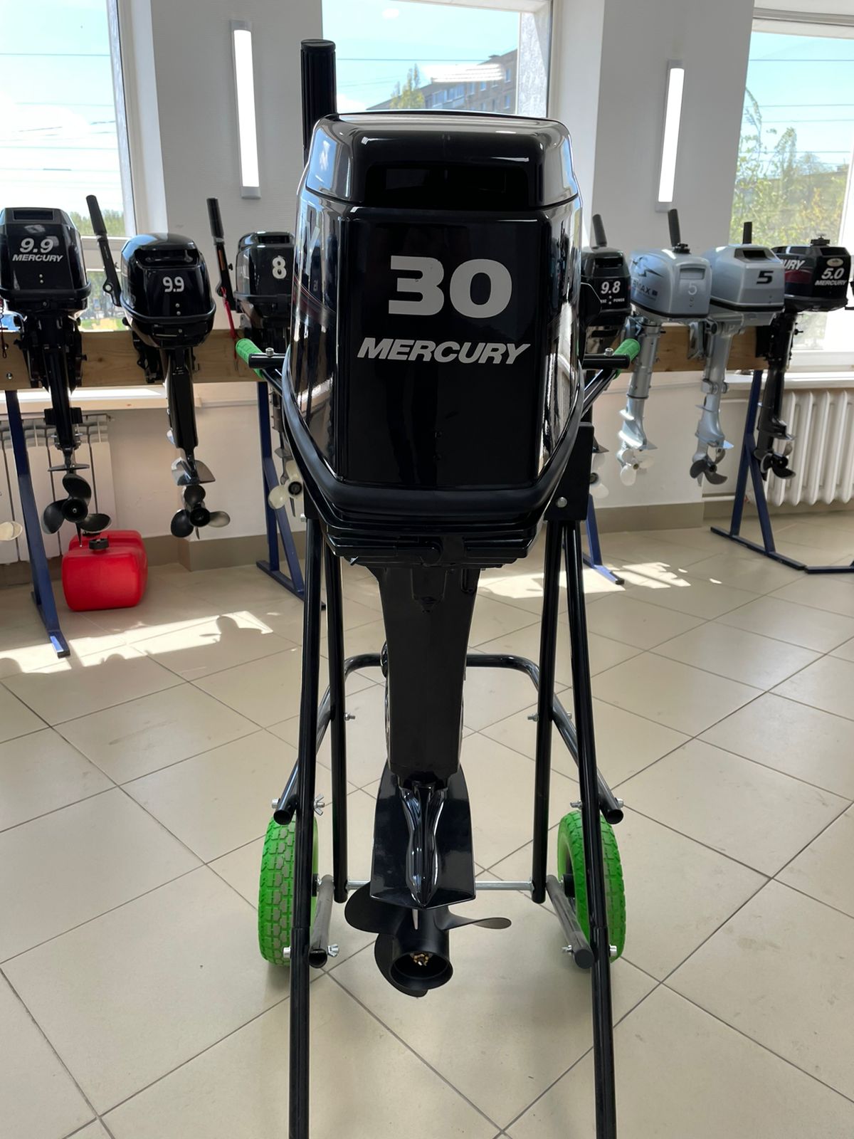 Купить 2х-тактный лодочный мотор MERCURY ME 30 MH Б/У в Москве