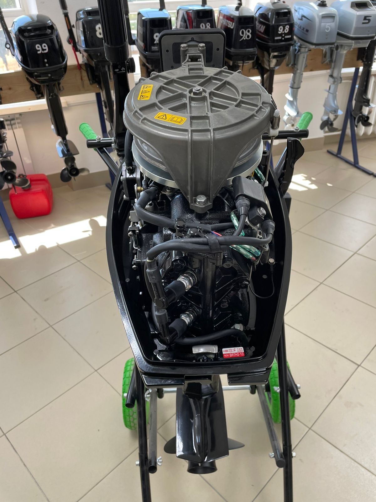 Купить 2х-тактный лодочный мотор MERCURY ME 30 MH Б/У в Москве фото6