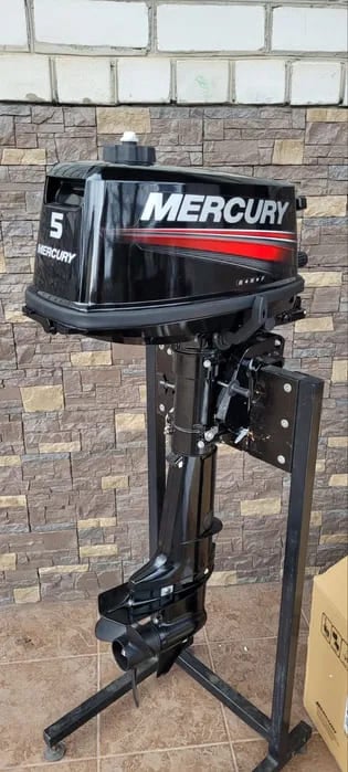 Купить 2х-тактный лодочный мотор MERCURY ME 5 MH Б/У в Москве