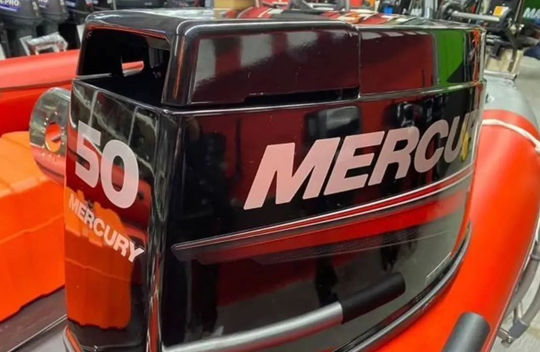 Купить 2х-тактный лодочный мотор MERCURY ME 50 MH 697CC Б/У в Москве