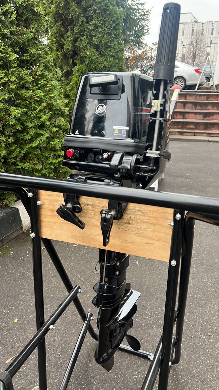 Купить 2х-тактный лодочный мотор MERCURY ME 9.9 MH Light Б/У в Москве фото3