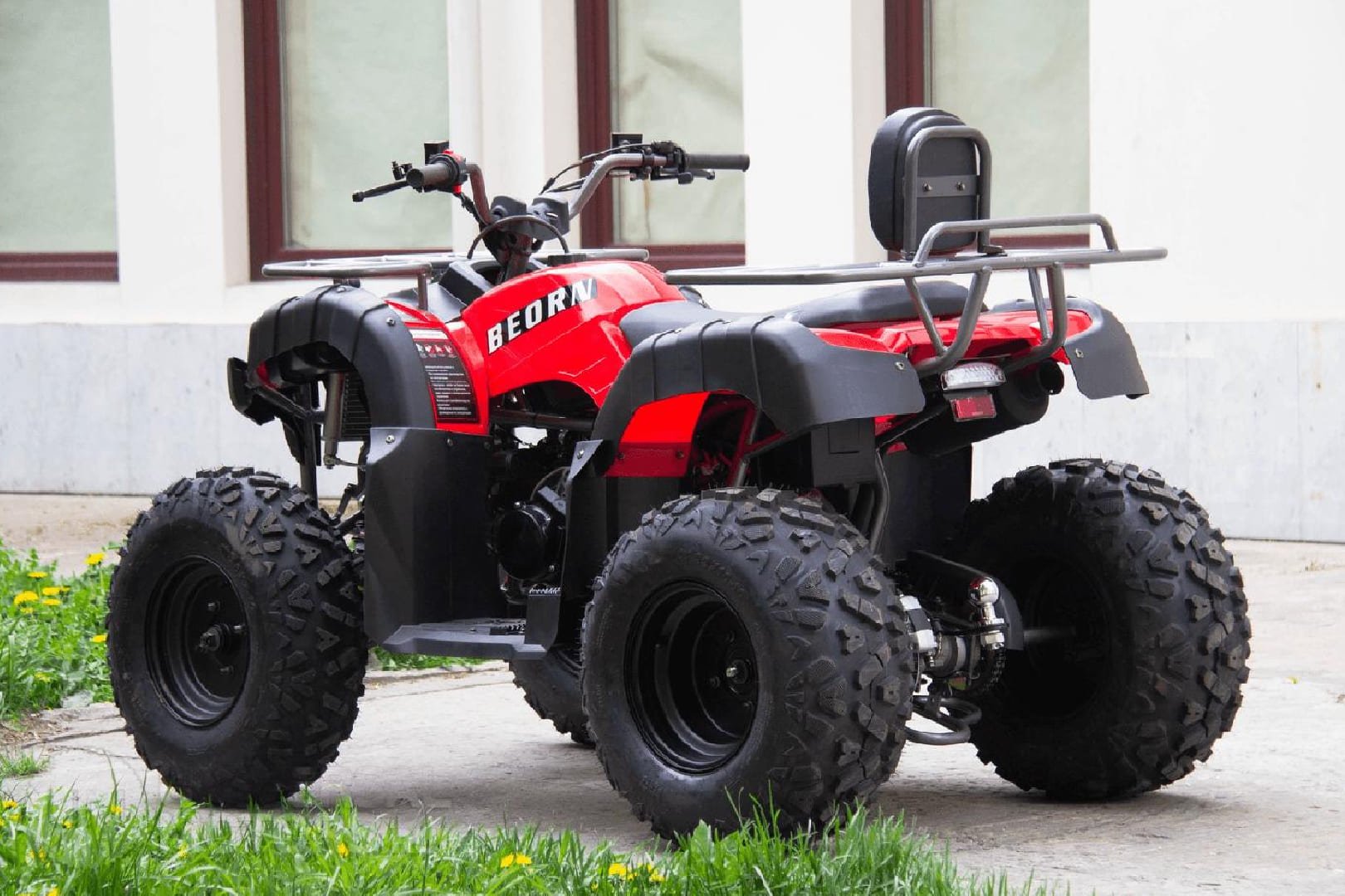 Купить Квадроцикл UNIVERSAL Bull 200 в Москве фото3