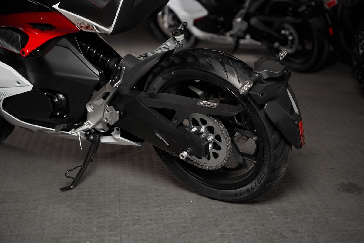 Купить Электромотоцикл SHARMAX E-GP501 (72V/90Аh) в Москве фото48