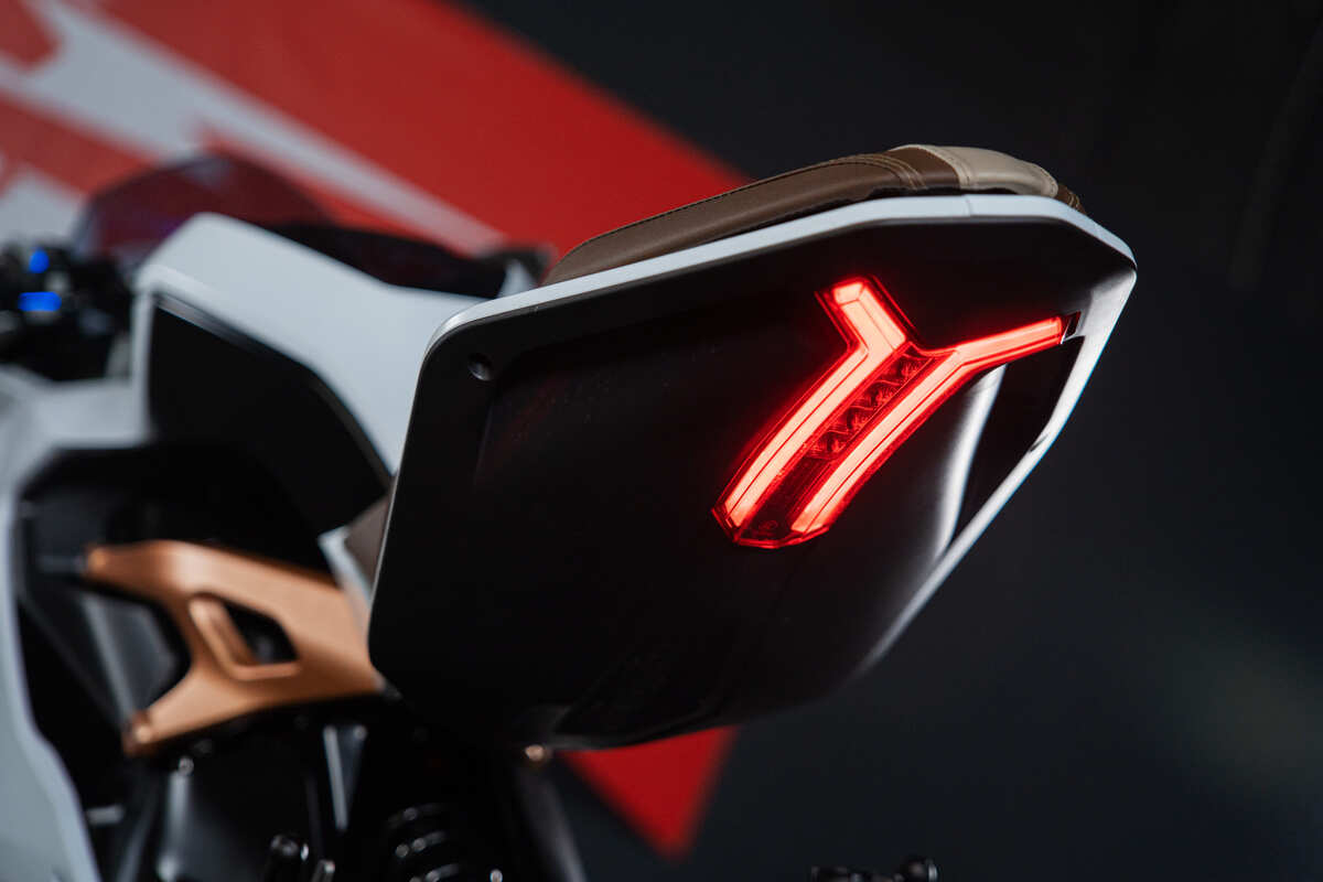 Купить Электромотоцикл SHARMAX E-GP501 (72V/90Аh) в Москве фото82
