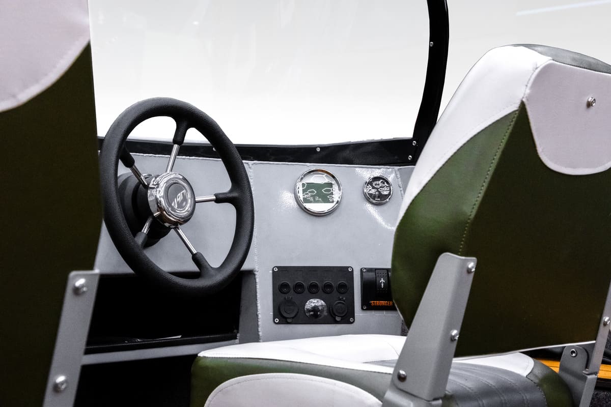 Купить Комплект Алюминиевая лодка (катер) Mikatsu (Микатсу) 475 (Z43) Premium + мотор Hidea HDEF60FUEL-T EFI в Москве фото9