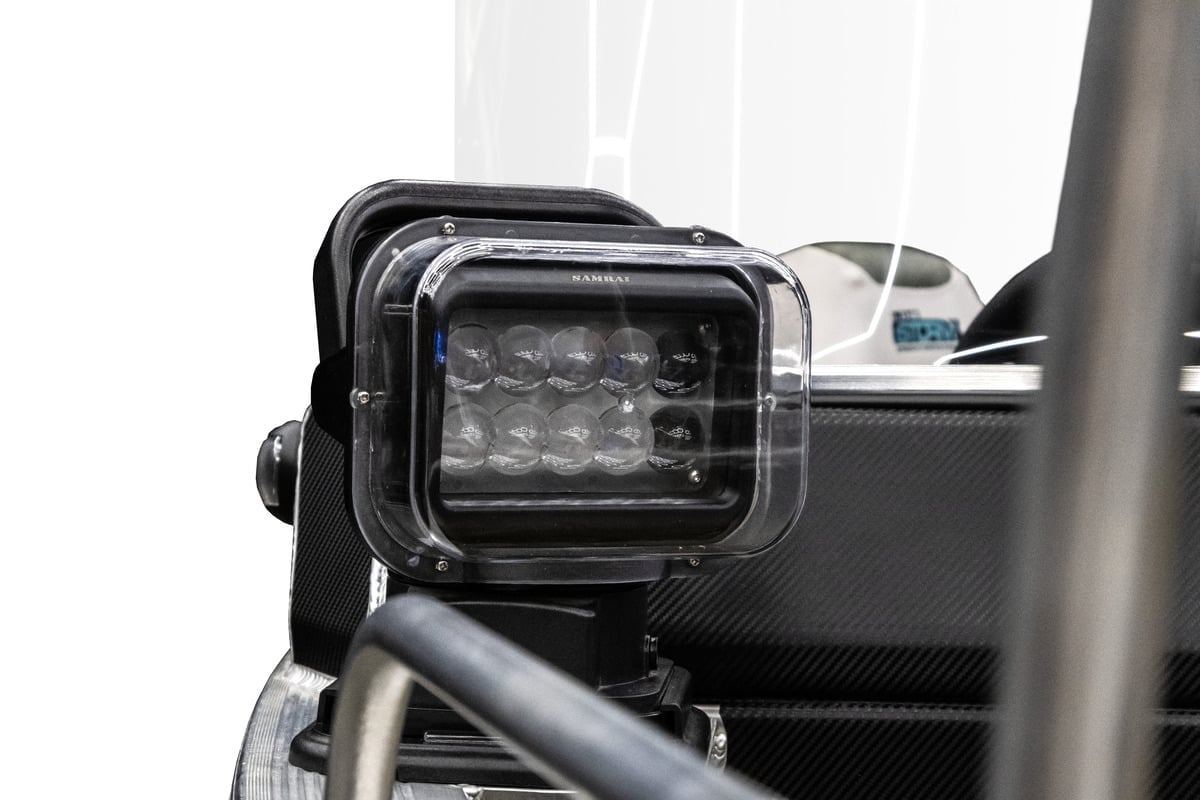 Купить Комплект Алюминиевая лодка (катер) Mikatsu (Микатсу) 570 (Z43) Premium + мотор Hidea HDEF 115 FEL-T EFI в Москве фото9