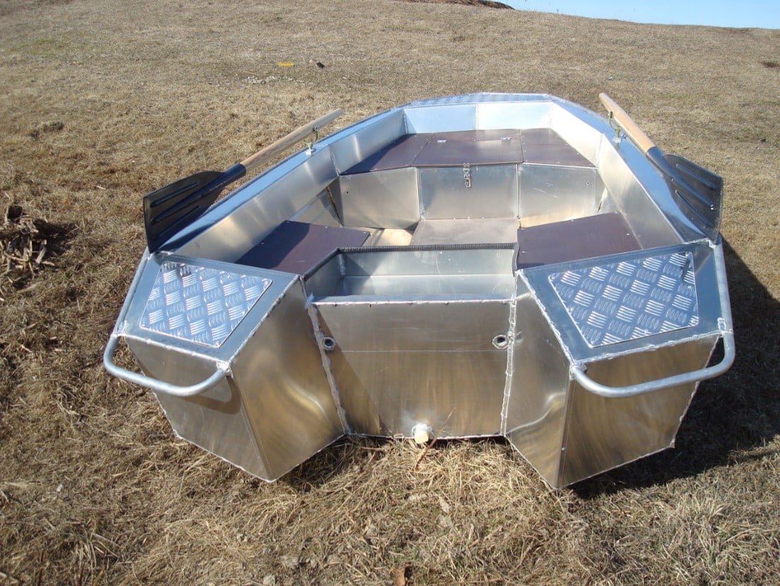 Купить Алюминиевая лодка WELLBOAT-33 ПОД ЗАКАЗ в Москве фото3