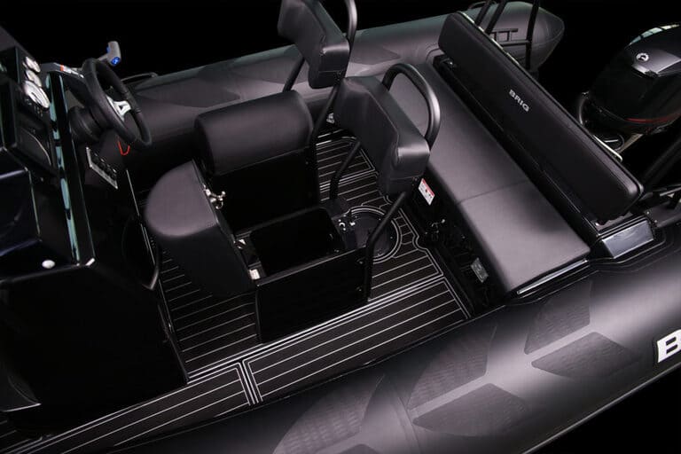 Купить Лодка РИБ BRIG NAVIGATOR 570 в Москве фото5