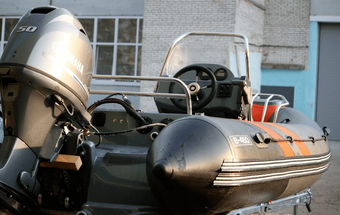 Купить Лодка РИБ БУРЕВЕСТНИК 470 ST в Москве фото2